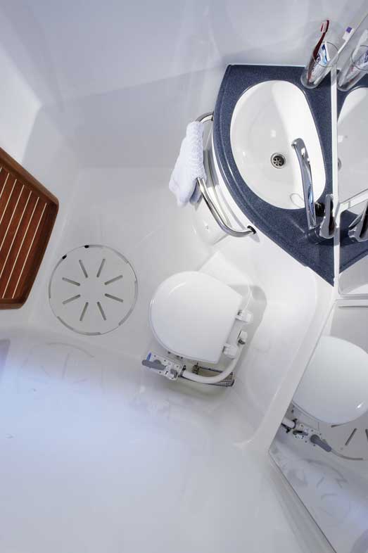 Charter Yacht zu chartern bei Sunja Yachting Bavaria 39 Cruiser 15